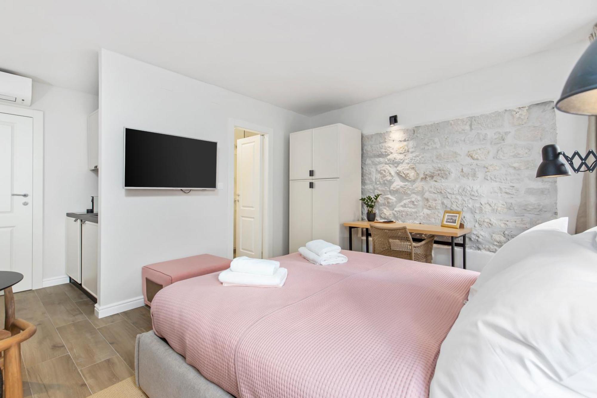 Blubini Heritage House Ρόβινι Δωμάτιο φωτογραφία